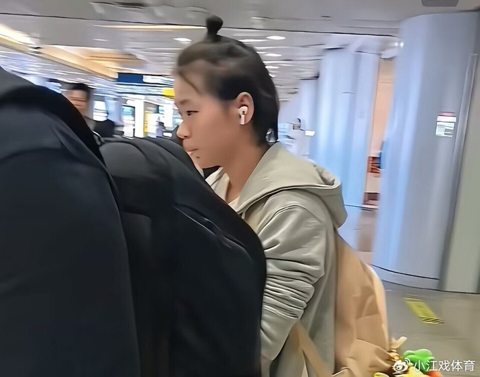Kaiyun网页版-全红婵最新照片曝光！变化令人惊喜 只剩最后41天 周继红计划落空|亚运会|跳水|选拔赛|跳水世界杯|全运会_新浪体育_新浪新闻